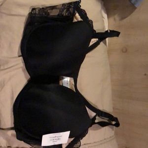 Women’s black bra